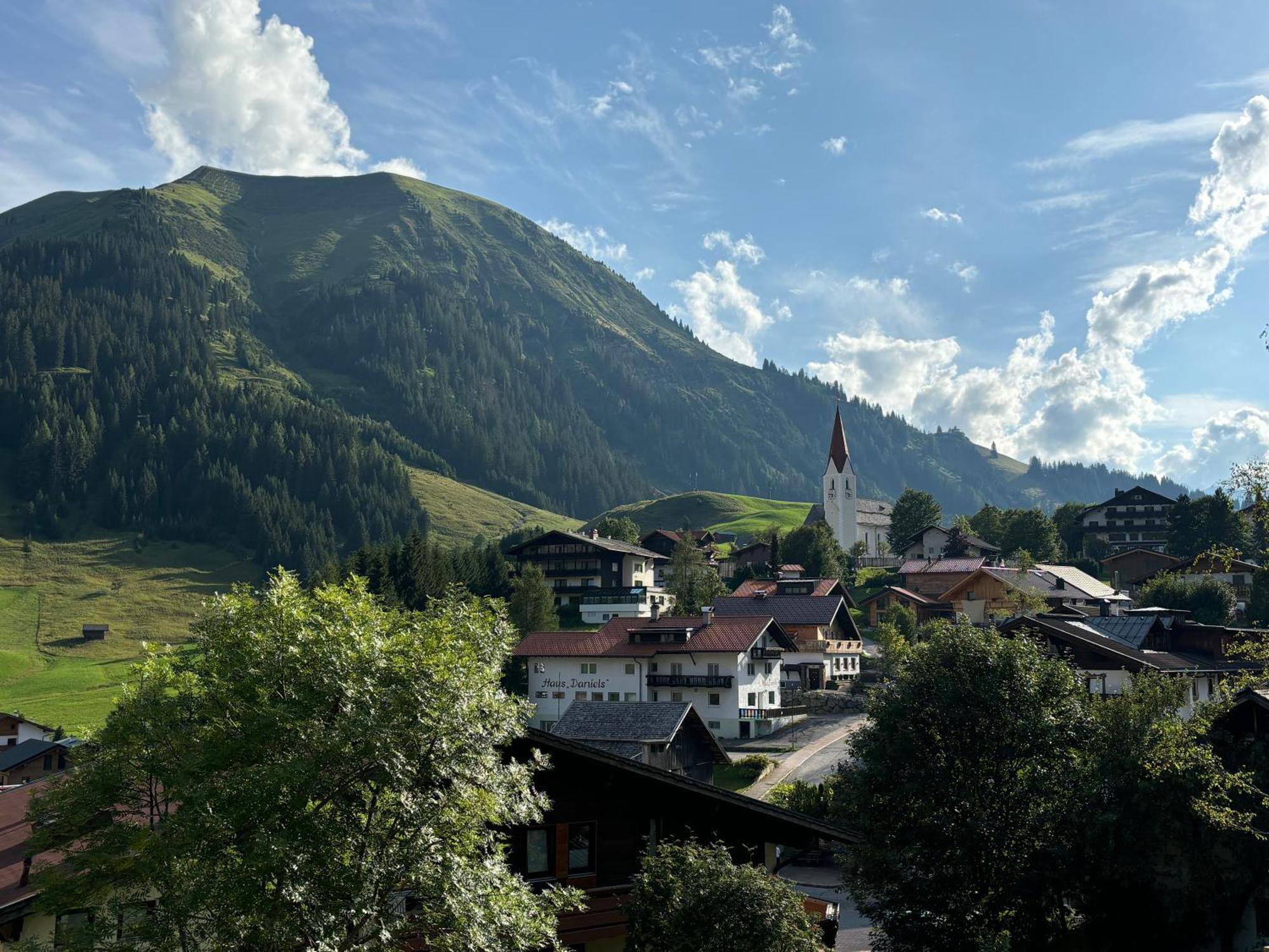 Berwang Chalets - Enzian - Neu Ab Winter 24-25 Exterior photo