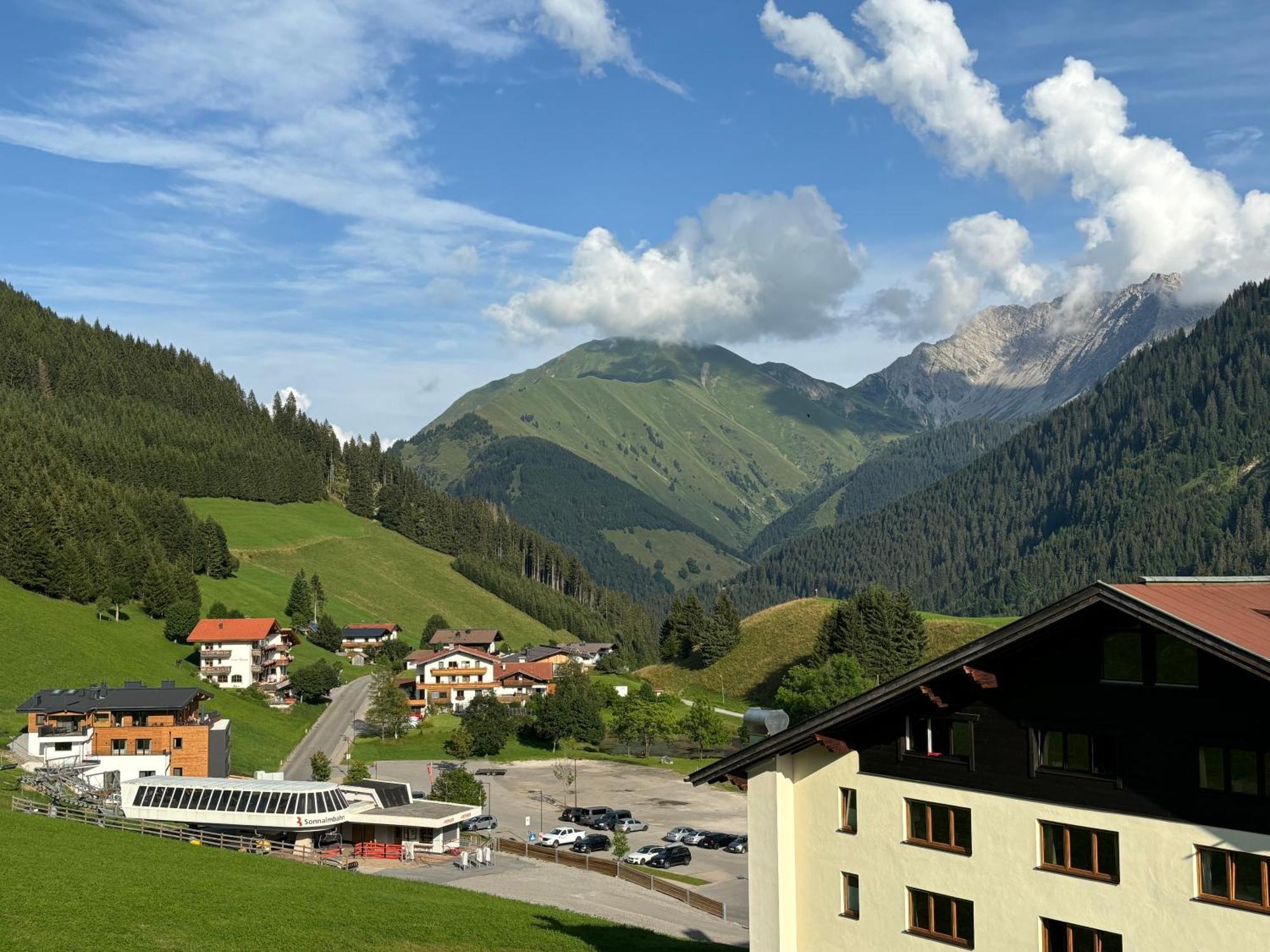 Berwang Chalets - Enzian - Neu Ab Winter 24-25 Exterior photo